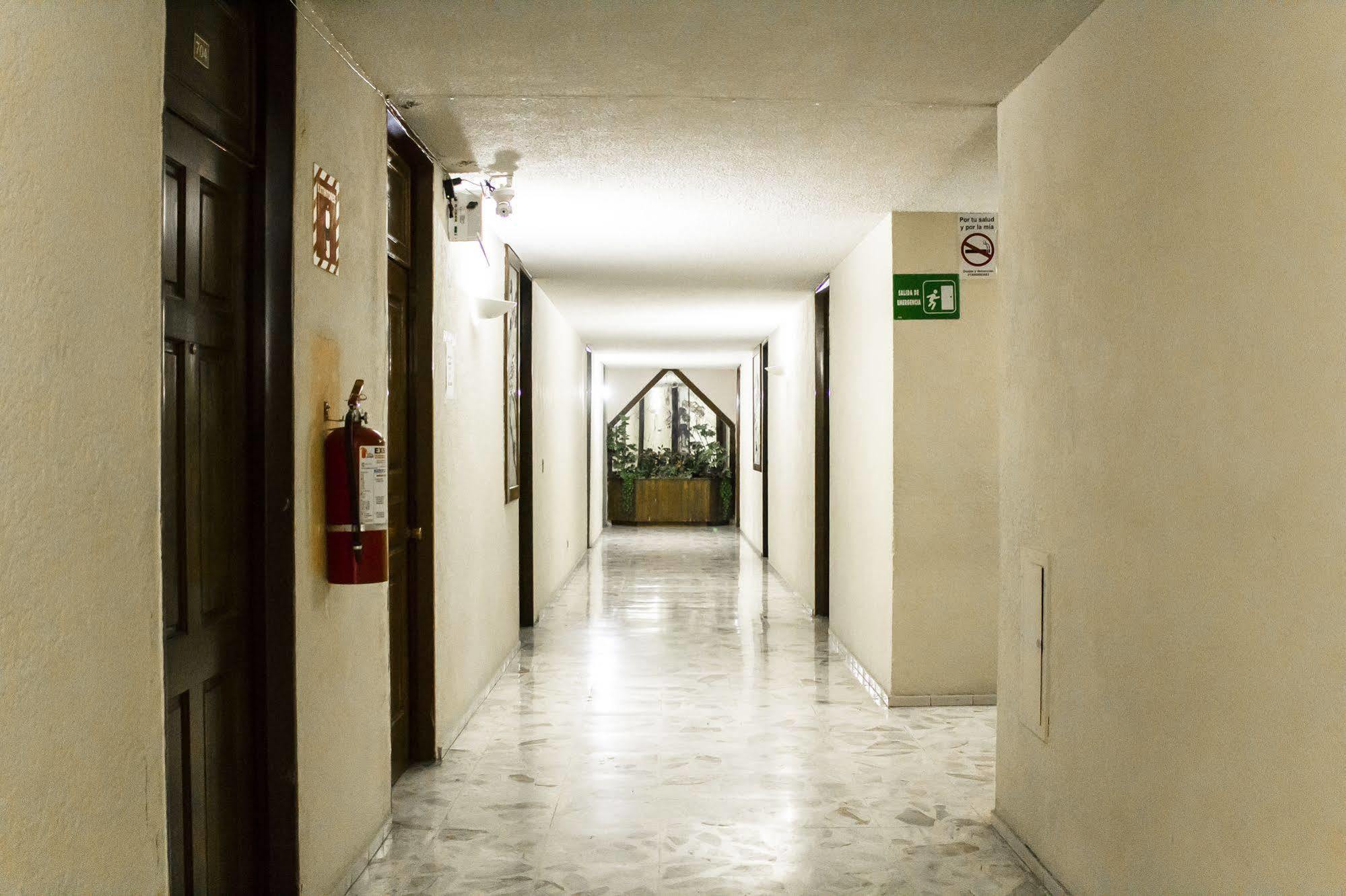 Hotel El Monte Salamanca Exterior foto